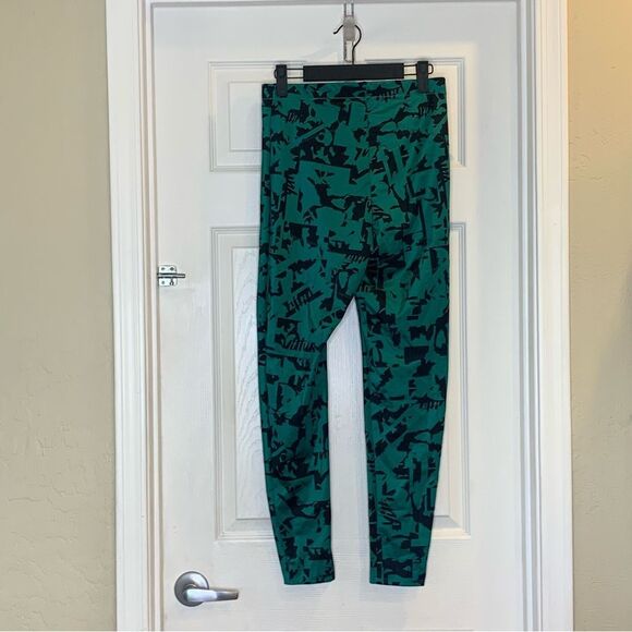 Yitty Spotlight Shaping High Rise Teal and Black Leggings Size Large - Picture 2 of 9